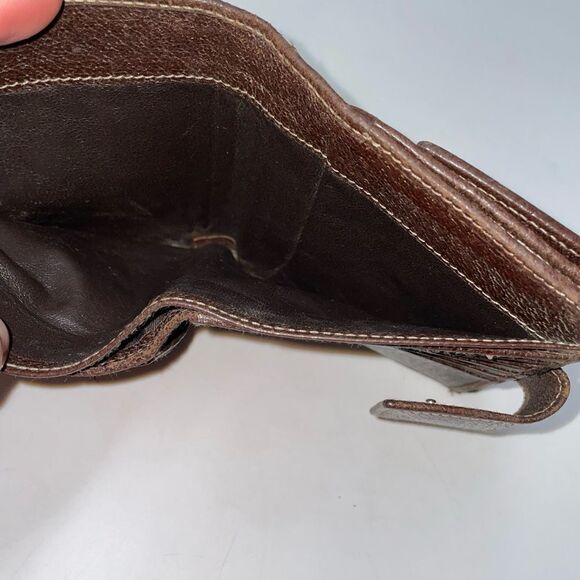 Authentic Gucci GG Logo Canvas Leather Trim Compact Wallet - Picture 14 of 16